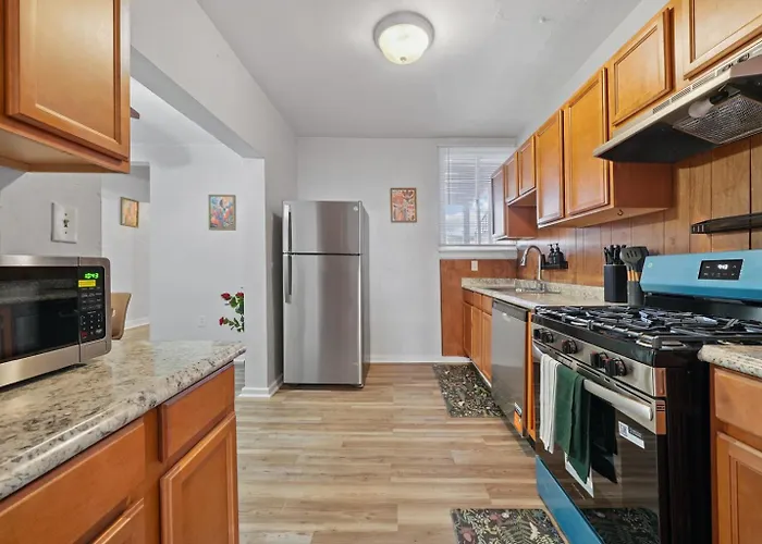 1br 1bath Lawrenceville Entire 1st-floor * Pittsburgh