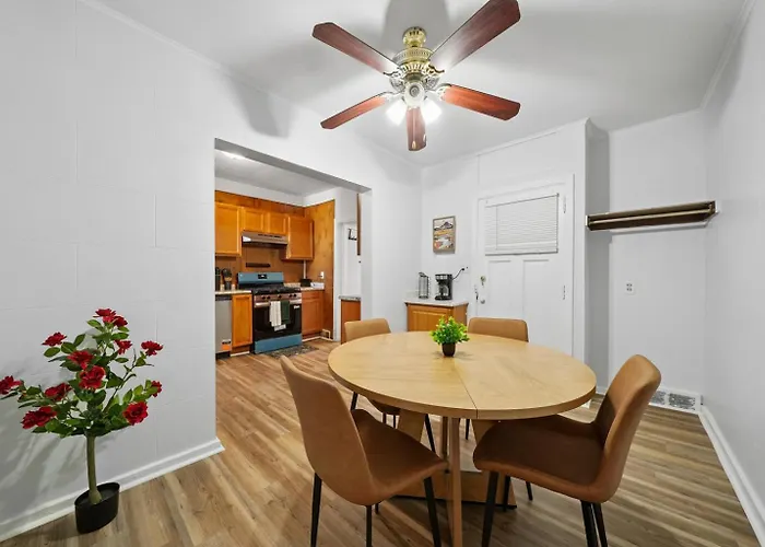 1br 1bath Lawrenceville Entire 1st-floor Apartment *