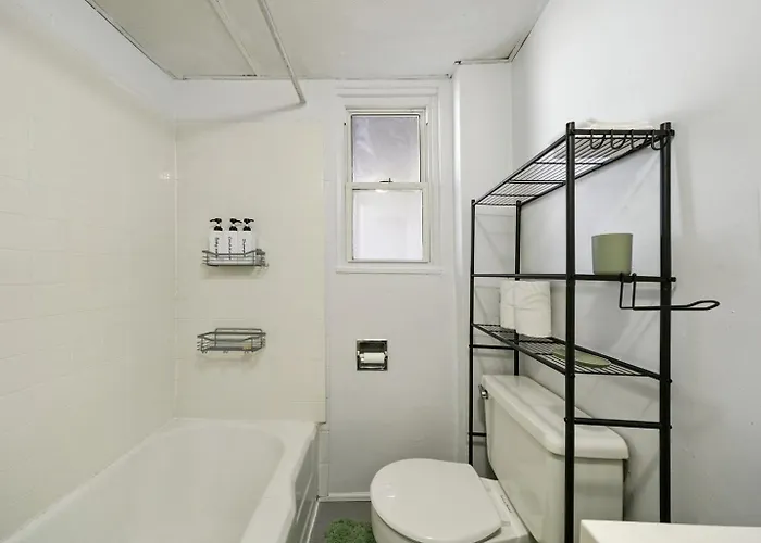 Apartment 1br 1bath Lawrenceville Entire 1st-floor Pittsburgh